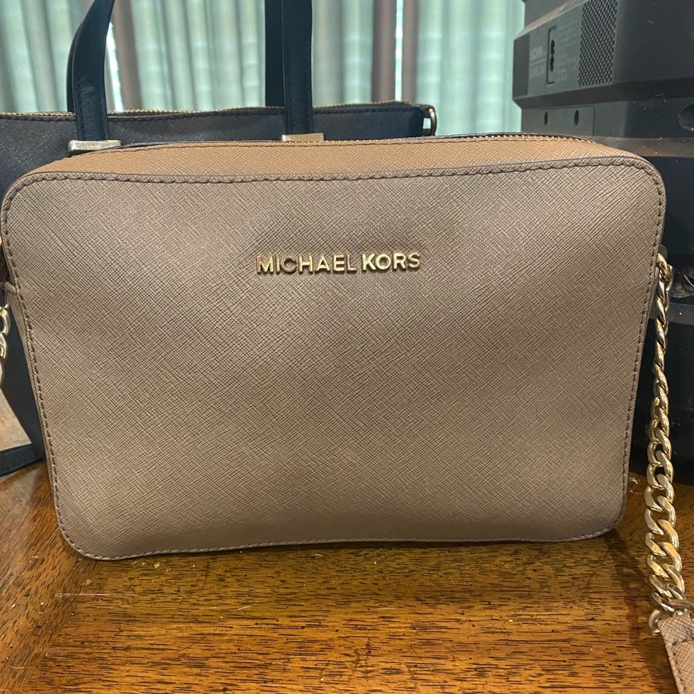 Michael Kors Cross Body Purse